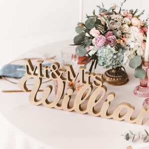 CUSTOM Last NAME sign - Mr & Mrs sign, Wedding sign - Mr and Mrs Last NAME sign for Wedding top table - Wedding centerpiece decor