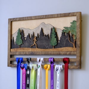 Medal holder for Woman Running marathon, trophies display hanger, Gift for her, Running gifts, medal holder, rack, Race run medal holder