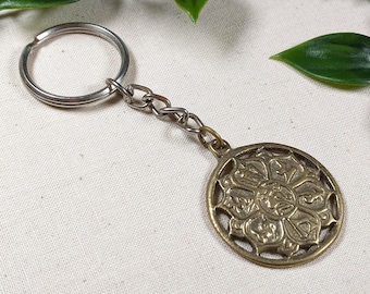 Decorative Brass Lotus Flower Keyring / Keychain Bronze Symbol Peace Yoga India Mantra Mala Pendant Charm Jewellery Buddhism Buddhist Gift