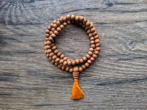 Aromatic Sandalwood Mala Bead Necklace for Reiki, Yoga, Meditation,  Spiritual Practice Bohemian Prayer Buddhist Natural Boho Gift 8mm Beads -   Canada