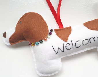 Handmade Felt Dachshund Welcome Sign, Sausage Dog Decor, Pet Lover Gift