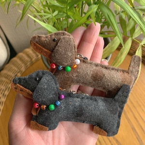 Dapple Dachshund Keyring Dapple Dachshund Gift for Dapple Lover Dapple Dachshund Lover Silver Dapple Chocolate Dapple Keychain Dapple Decor
