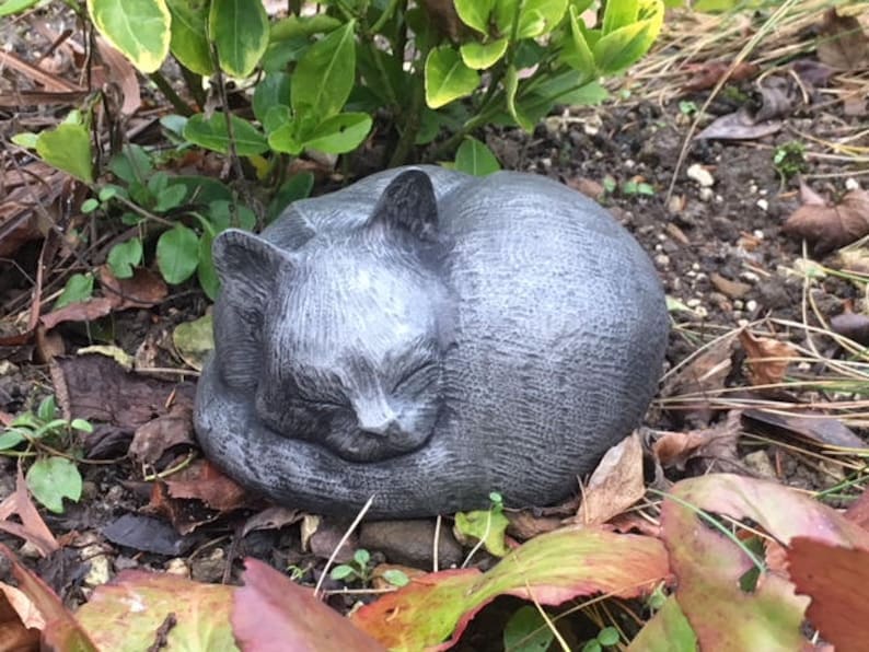 Cat ashes pet urn handmade to go in the home or garden image 6