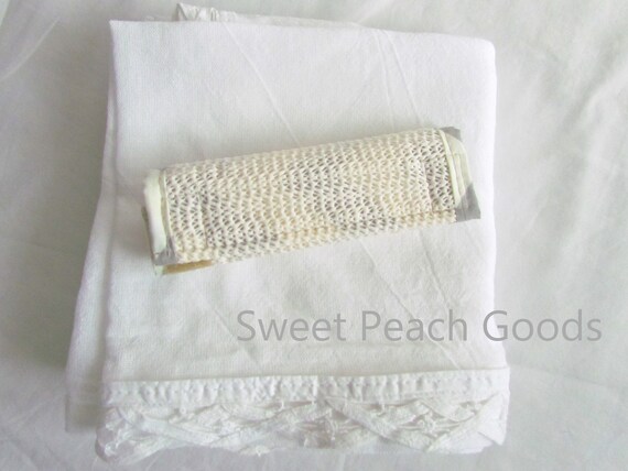 white towels with gray trim