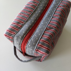 Zippered box pouch toiletry bag