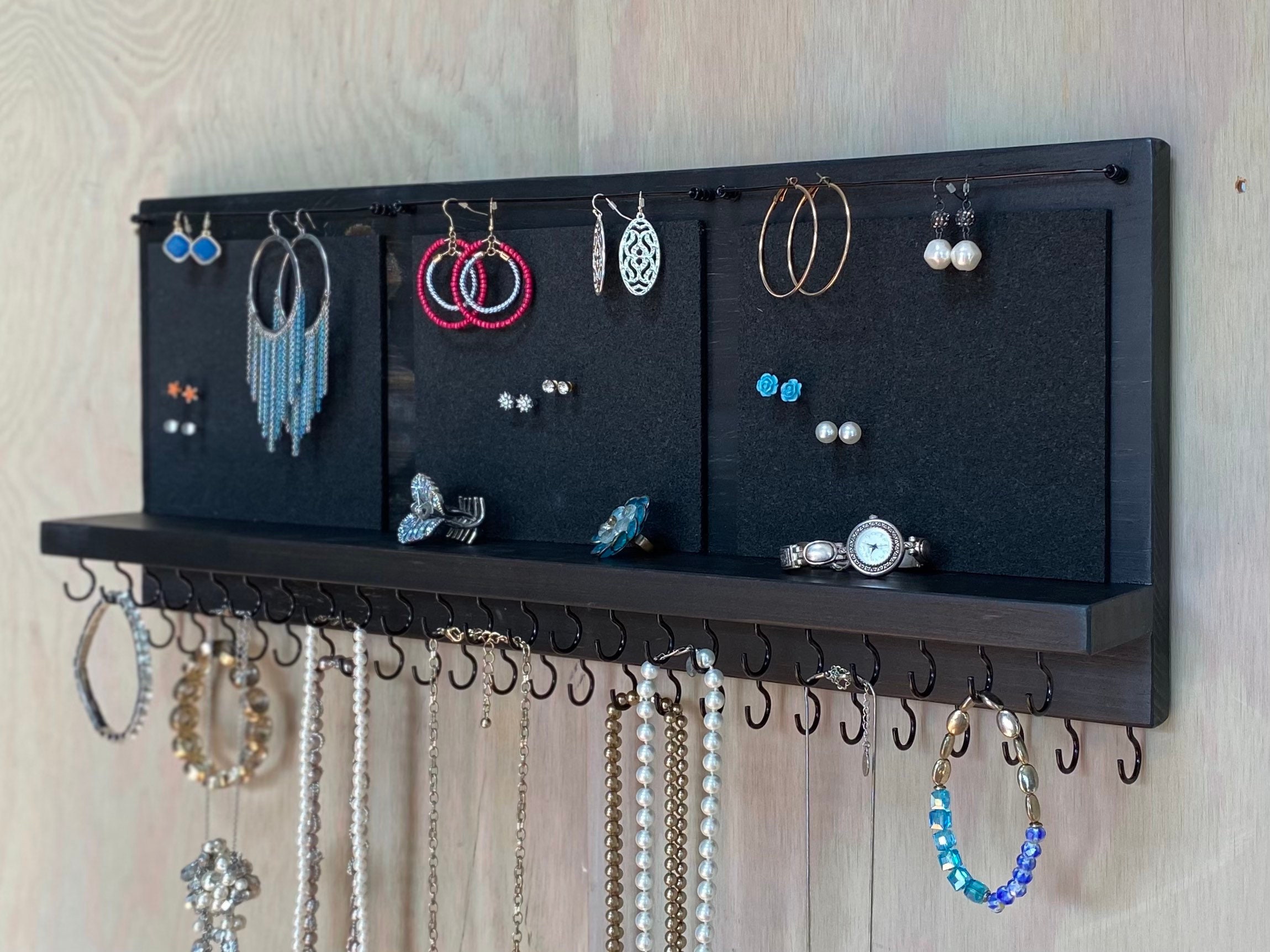 Soporte de pared para collares/organizador de joyas colgantes/colgador de  joyas de pared/almacenamiento de joyas de madera/colgador de collares con  ganchos -  México