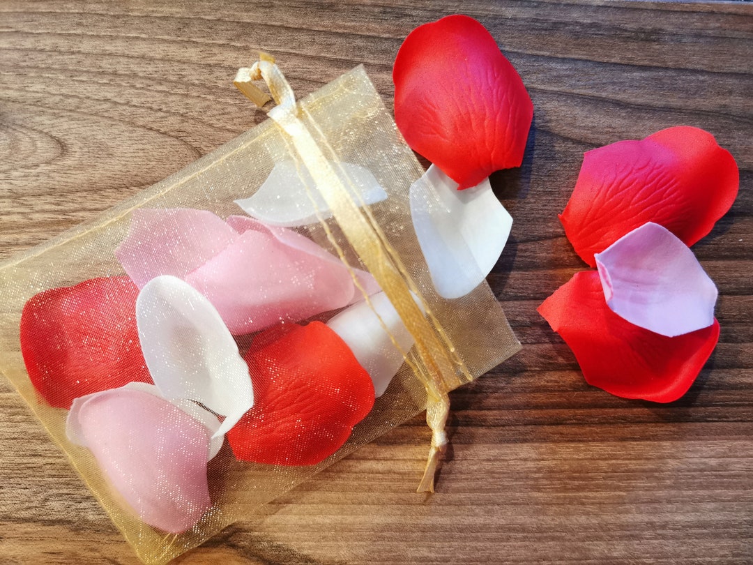 Bath Petals. Soap Petals. Flower Petals. Order of Service. Bath Gift. Wedding Favor. Flower