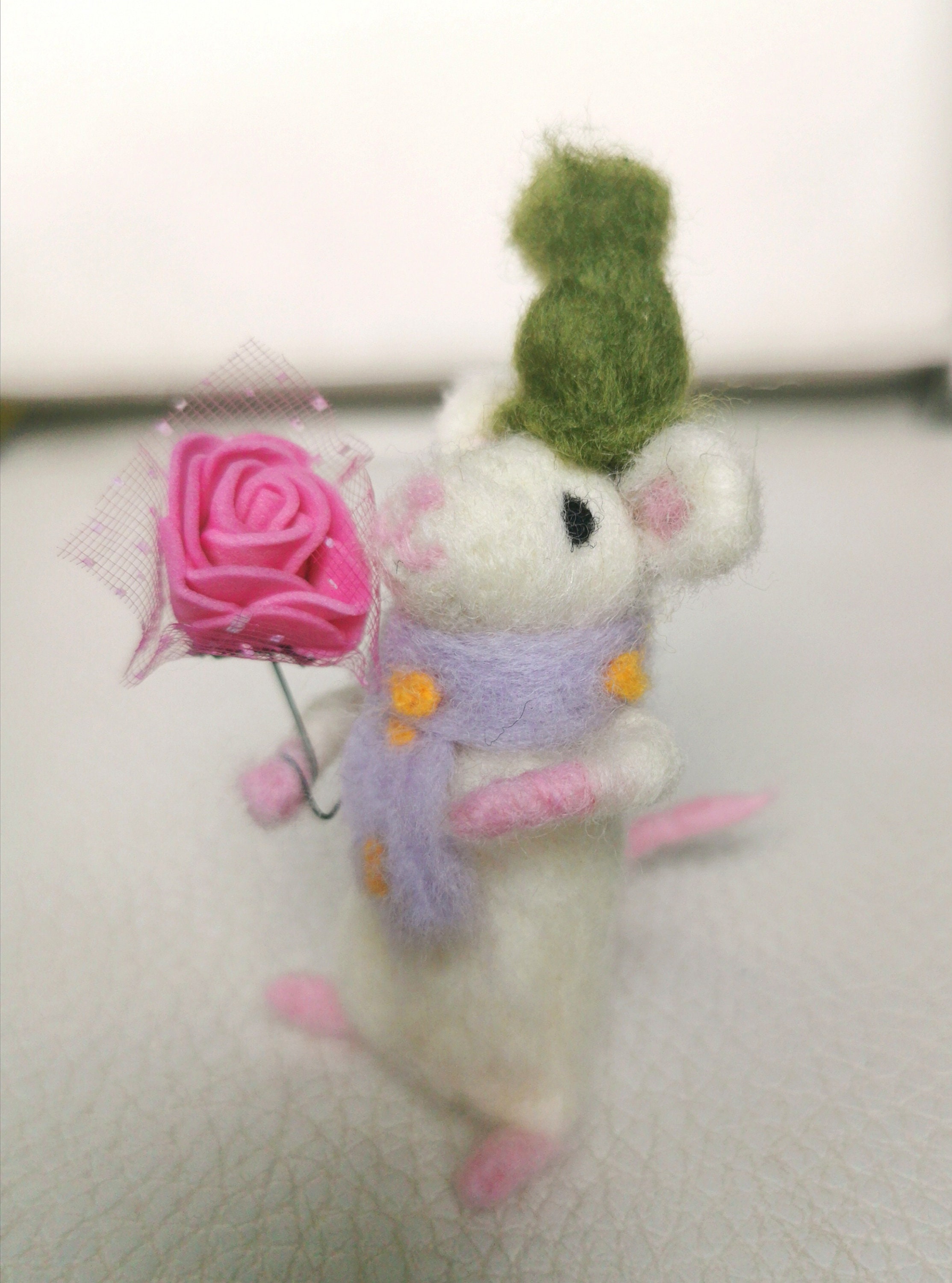 Needle Felting Mouse Kit. Valentine flower. Felting Wool. Etsy