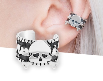 Scull and hearts ear cuff no piercing, Silver scull earring, gothic jewelry