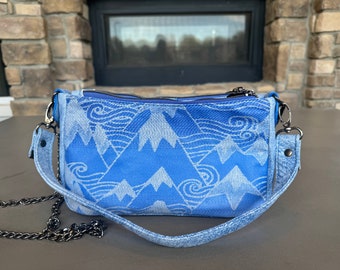 Misty mountain purse