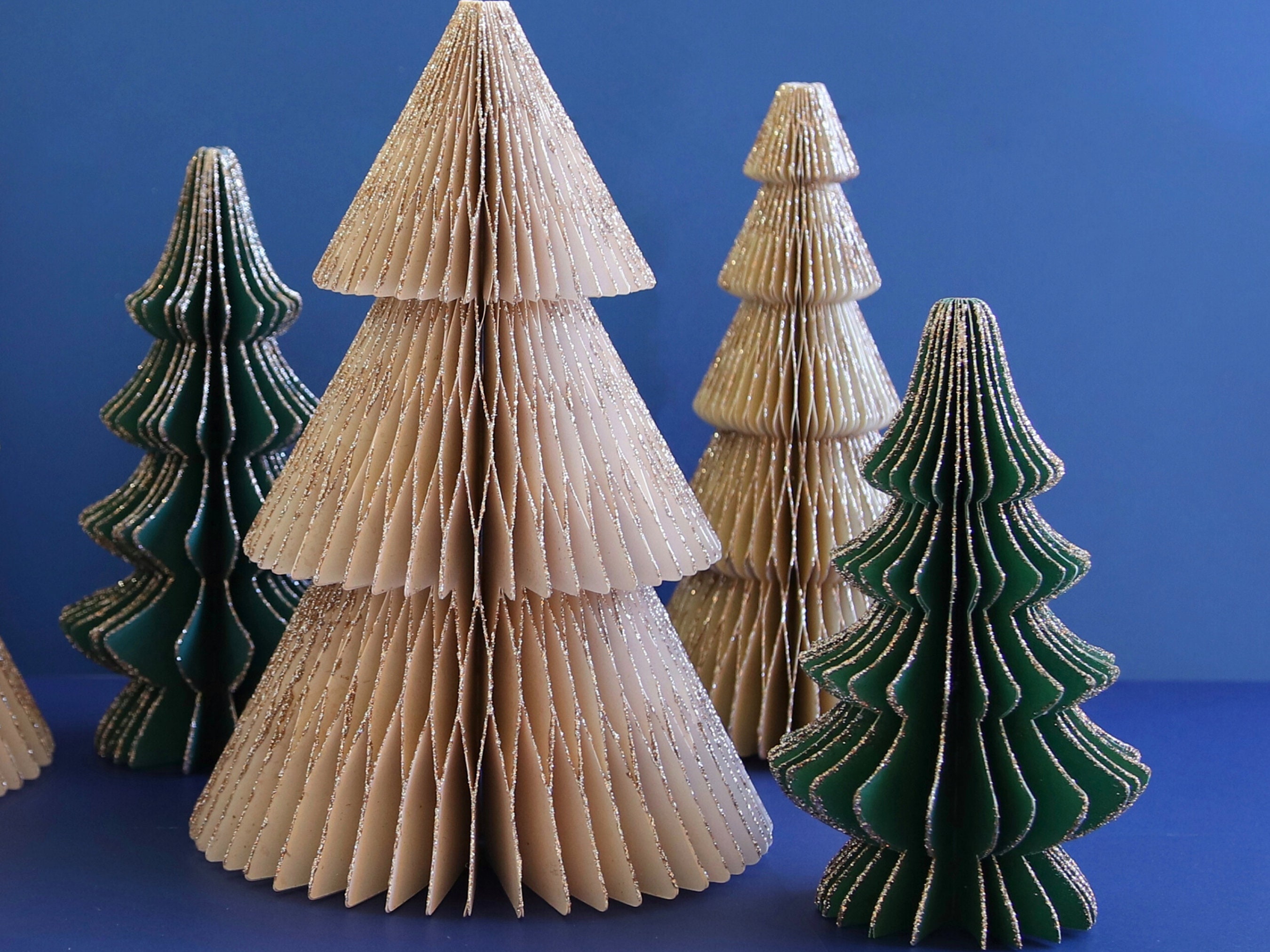 10 Enchanting Color Paper Christmas Tree Templates for a Festive Holiday Season