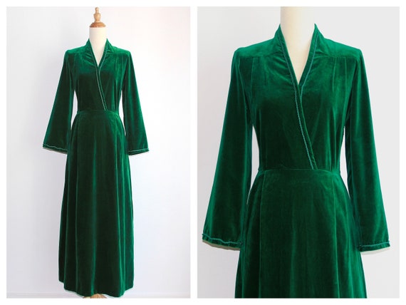 1970s Pine Green Silk Velvet Gown