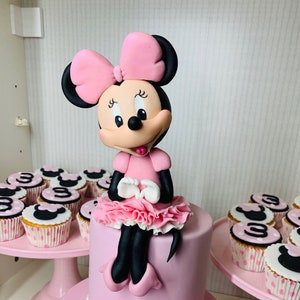 Minnie Mouse Cake Topper - Cake Figure - 3D Cake Topper - Fondant Cake Topper - Birthday Gift - Gift Friends - Cake Decoration