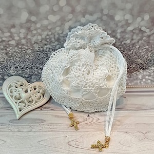 First communion purse Drawstring pouch White crochet bag 1st communion gifts for girls