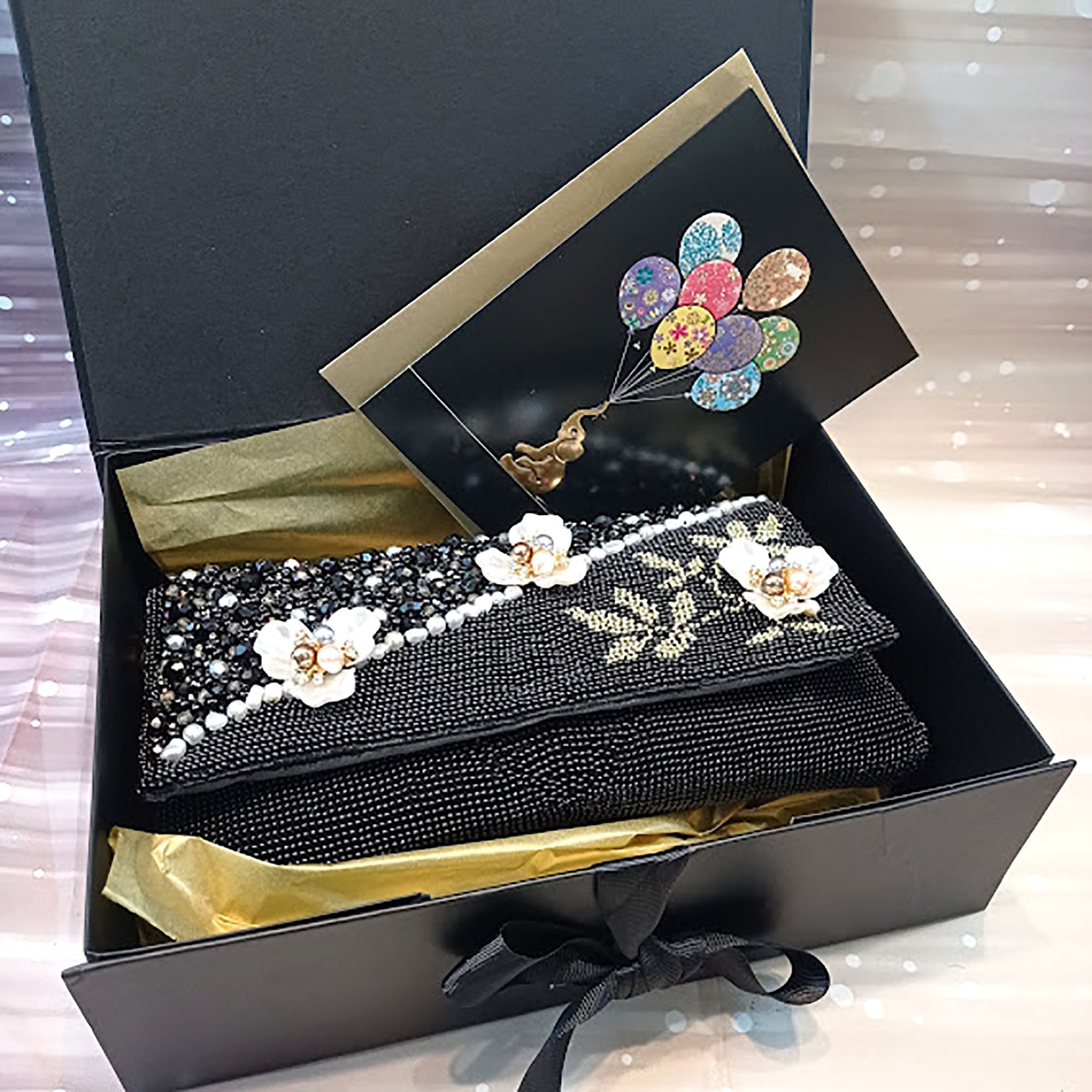 黒のビーズ付きクラッチバッグ：刺繍入りフラワーハンドバッグ、花嫁の 