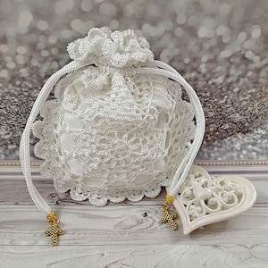 First communion purse Drawstring pouch White crochet bag 1st communion gifts for girls