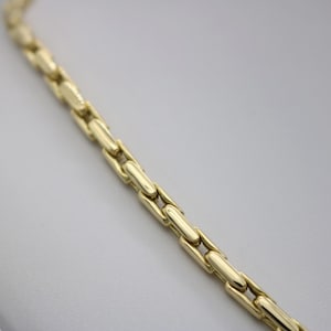 Personalized 18k gold round cable necklace chain, 100% handmade.