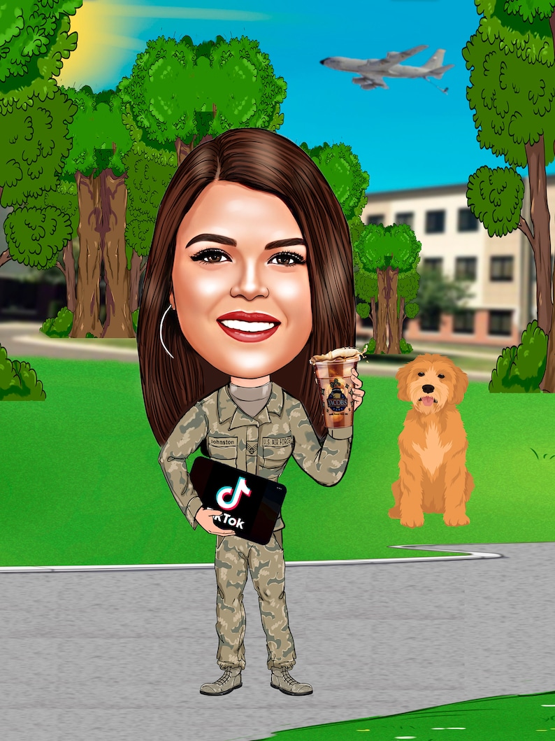 Pu&ograve; includere: Illustrazione di un cartone animato di una persona in uniforme militare che tiene in mano un caff&egrave; e un telefono con il logo di TikTok. Un cane golden retriever &egrave; seduto vicino. Un aereo militare vola sullo sfondo.