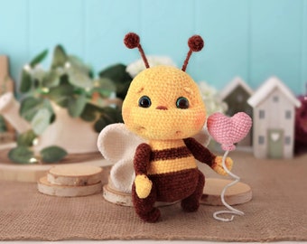 Miko, the Bee