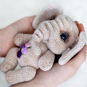 Crochet Pattern "Elephant Moe"