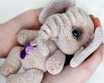 Crochet Pattern "Elephant Moe"