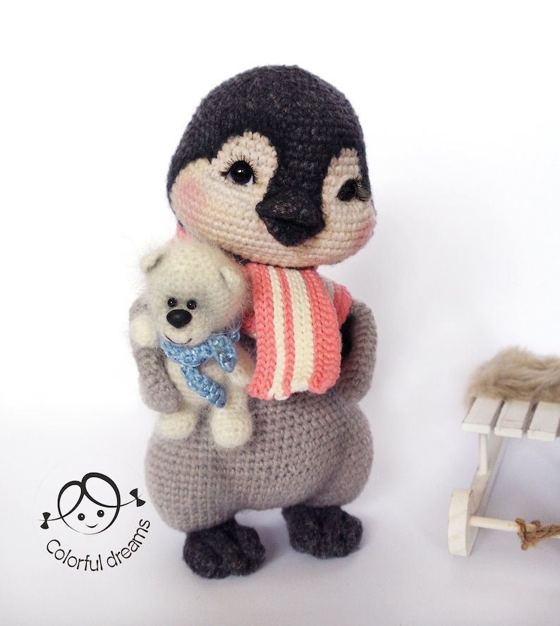 Crochet pattern Penguin girl Lina image 3