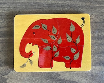 jigsaw puzzle elephant wood | George Luck