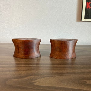 walnut salt salt and pepper shaker set | vintage mid century