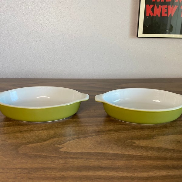 set of 2 Pyrex 700 oval dishes | avocado green 10 oz casserole au gratin