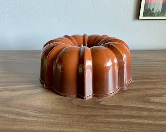 vintage Bundt pan by Nordic Ware brown ombre