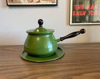 fondue pot avocado green | aluminum with lid and tray