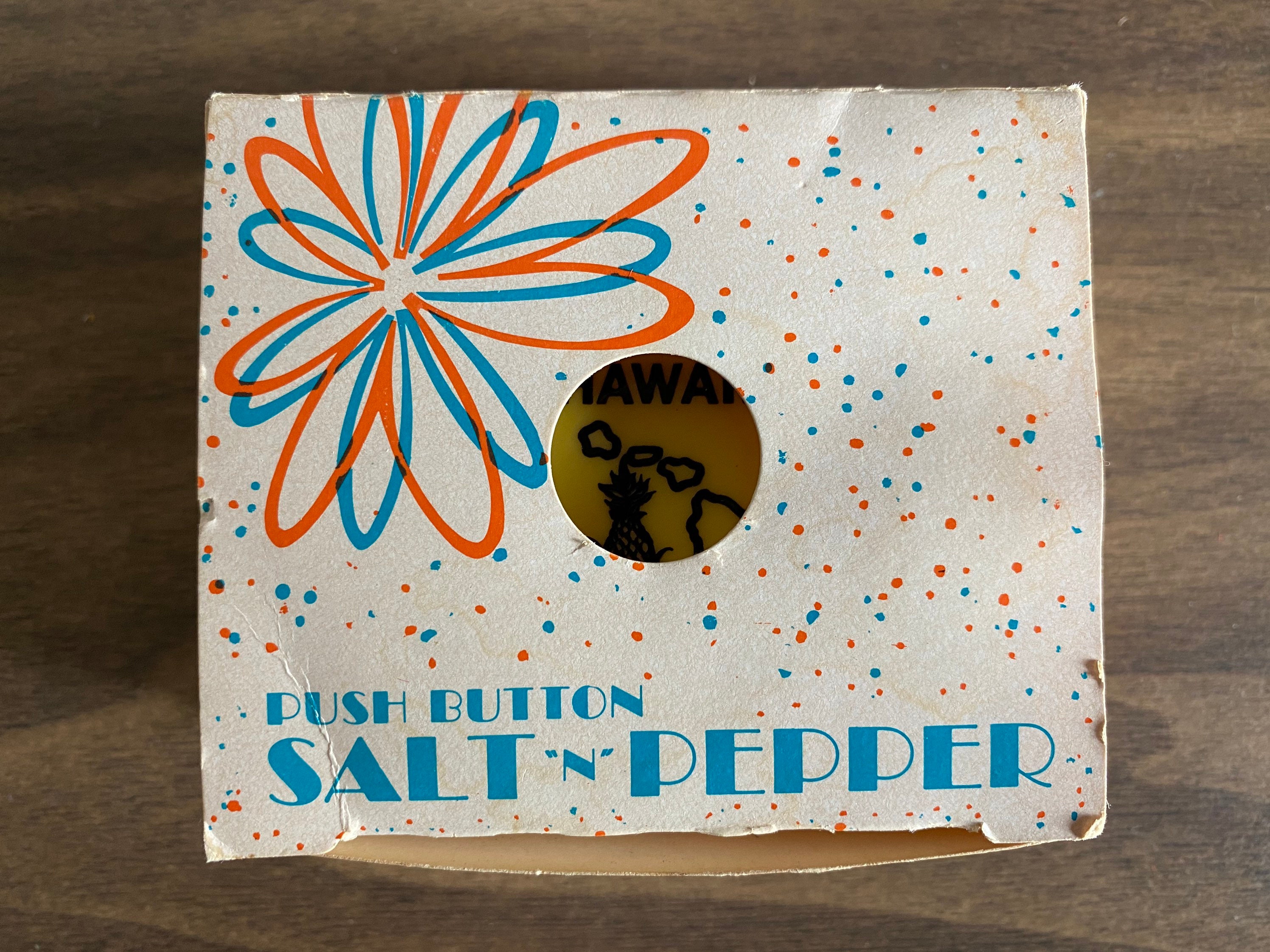 Salt & Pepper Smiley Face Push Button Vintage – Hometime Vintage & Handmade