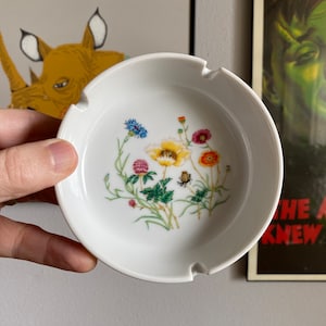 stoneware ashtray flowers | ceramic vintage