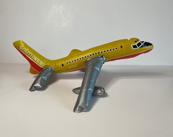 Southwest Airlines inflatable airplane Boeing 737 Classic Livery