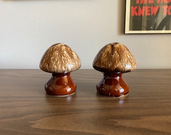 mushroom salt and pepper shakers | vintage 70s | mid century