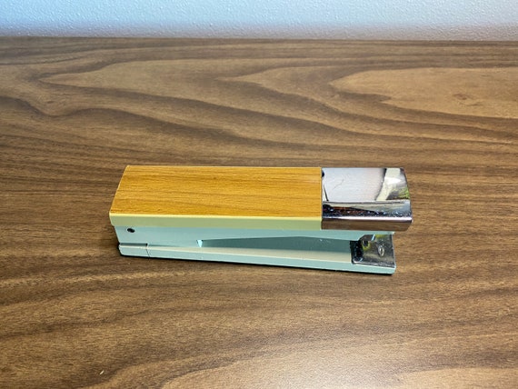 vintage wood grain chrome beige Acco 20 stapler