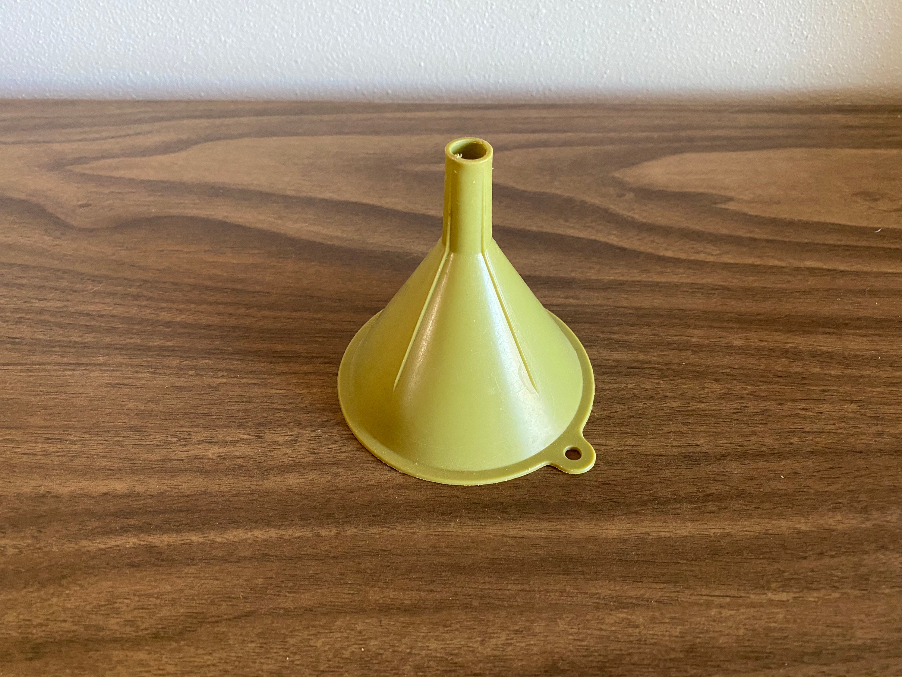 Vintage Tupperware Funnel 1227 Large Hershey Kiss Mold Lime -  in 2023