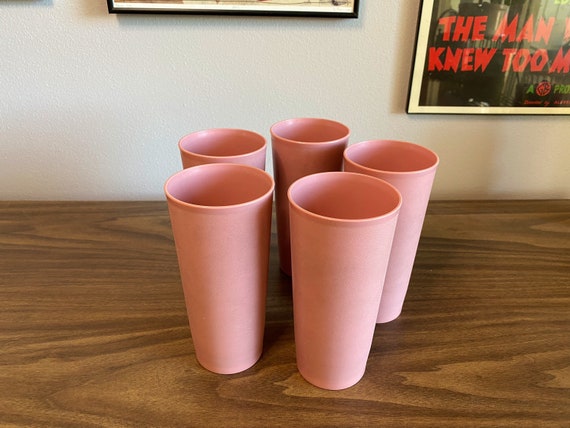 AskTamara: How can I tell if my vintage Tupperware plastic cups