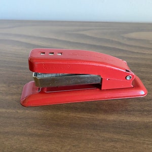 red Swingline Cub stapler | vintage