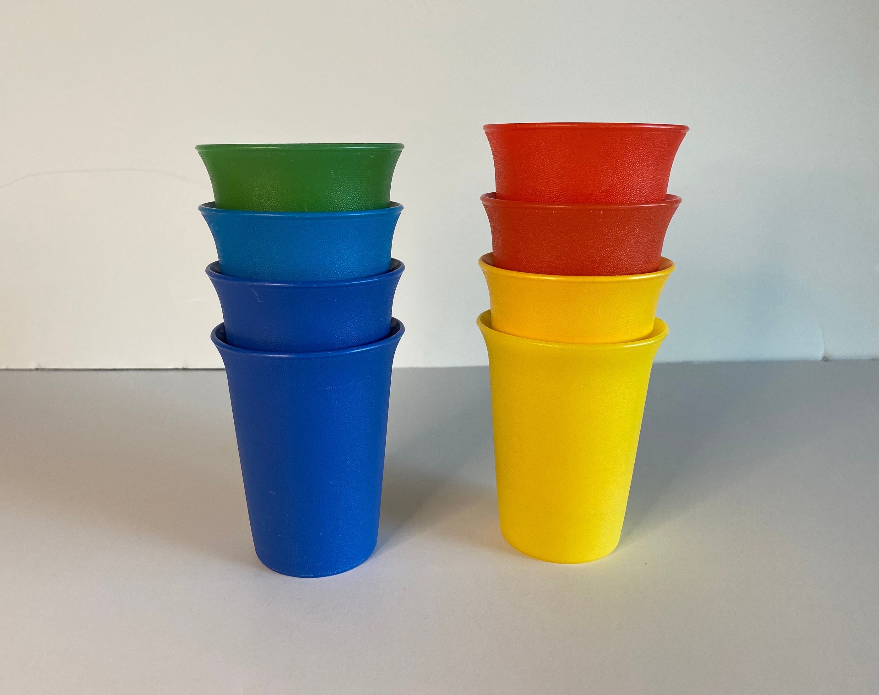 Tupperware 109 plastic juice glasses set of 8