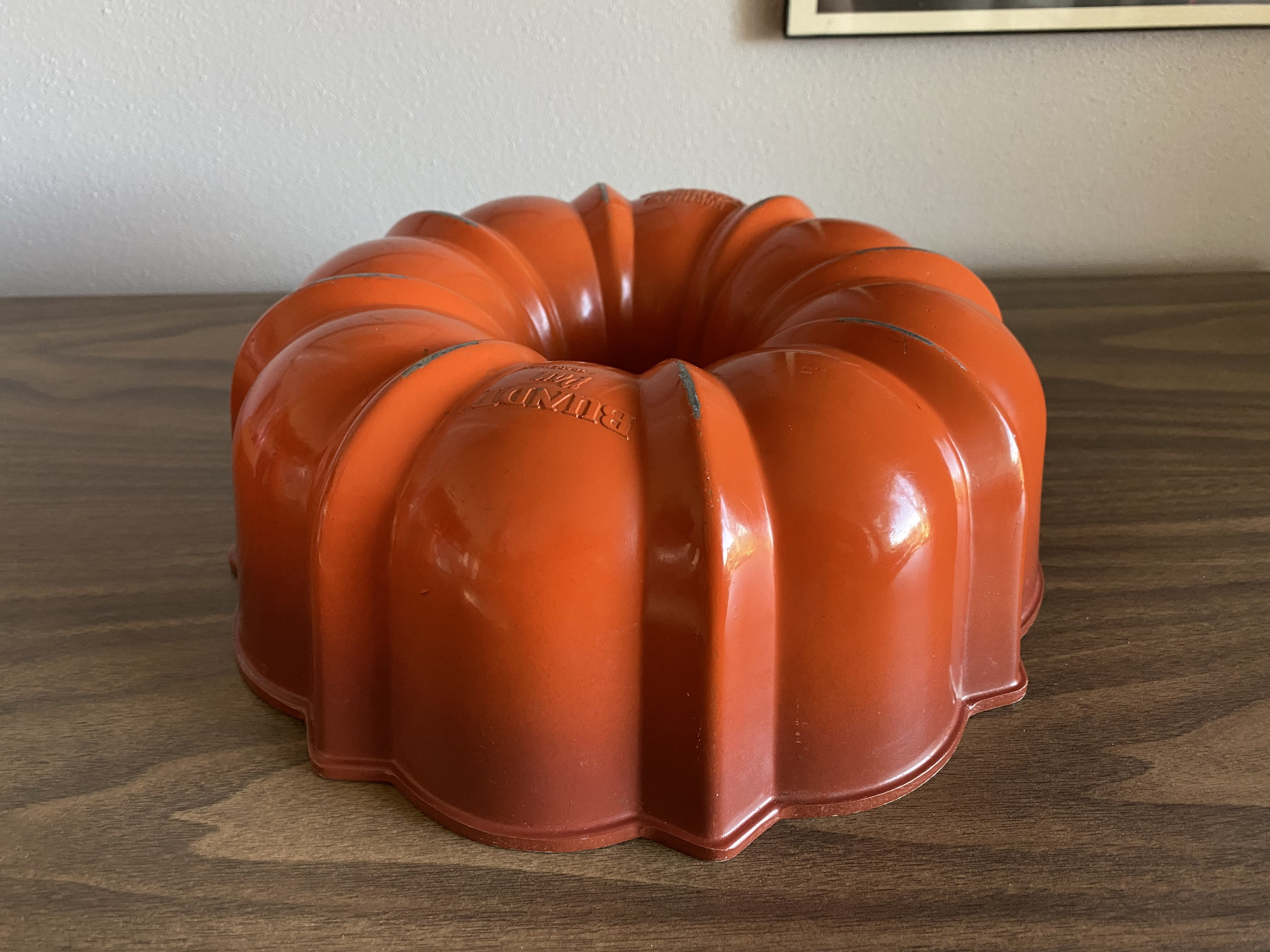 Vintage Aluminum Orange Bundt Cake Pan