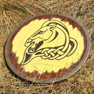 Steel, Wood and Leather Skyrim Whiterun hold shield replica  Norse Viking Medieval Fantasy Oblivion Morrowind Elder Scrolls Metal Wooden d&d