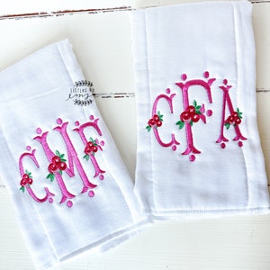 Twin girls baby gift - Monogrammed Burp cloth Set - Twin girl Gift - Baby shower gift - baby gift - personalized gift