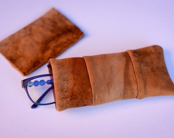 Amadou(mushroom) glasses case and wiper.
