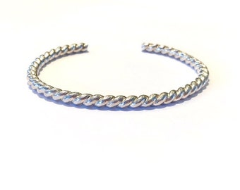 Schwere Silber gedrehte Manschette, Sterling Silber Armband, Manschette Armband, besondere Geschenkidee, Freundin Geschenk, Sterling Silber Dicke