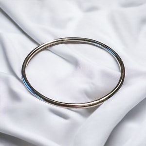 Sterling Silver Bangle Bracelet, Oval Bangle, Stacking Bracelet, Unique Gift, Custom Jewelry, Solid Silver Bangle, Handmade Jewelry, Gift