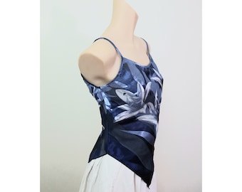 Vintage 90s Silky Handkerchief Top in white and blue size Aus 6-8