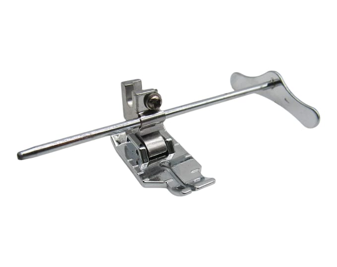 Low Shank 1/4" Quilting Foot with Metal Guide - Part # P60600-G