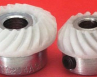 Angled Gear Set Lower Right - Replaces Singer Part # 174204 & 163996