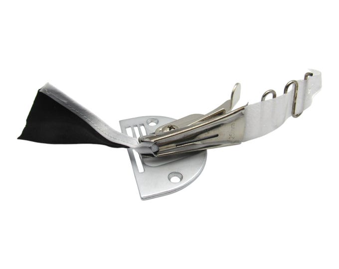 Right Angle Binder Set With Regular Foot 1" Fits Singer Industrial Models 31, 44, 95, 96, 241, 245, 251. 281
